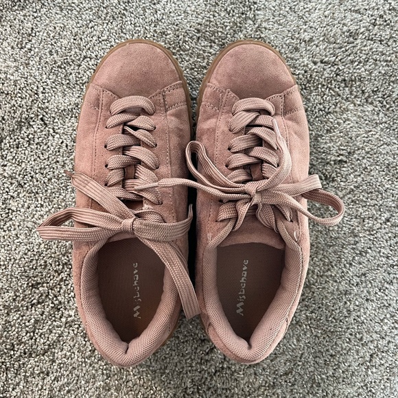 Misbehave Suede Platform Sneakers in Blush Rose Size 6 - Picture 4 of 9